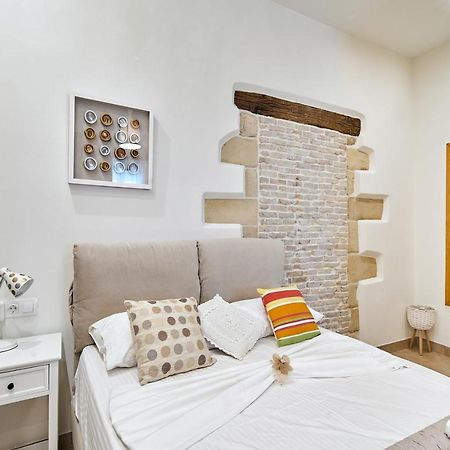 Semeli Apartment Kíssamos Exteriör bild